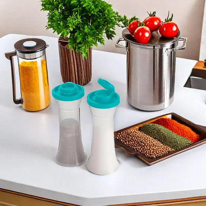 🧂 Set of 2 Large Plastic Shakers for Salt and Pepper